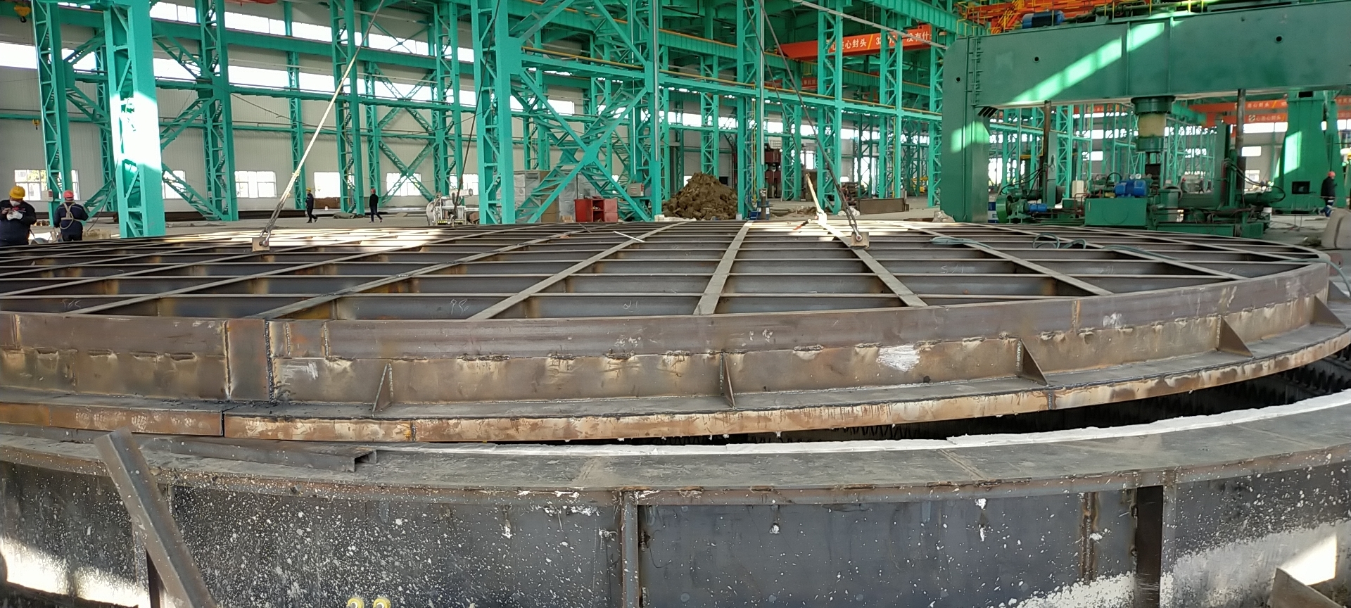 沃福德順利完成南方地區(qū)的大型井式爐施工作業(yè)